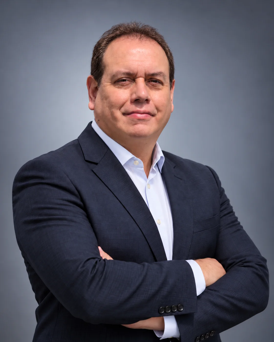 Retrato de José Fernando Gallarday Vega, fundador de A Tu Manera Digital